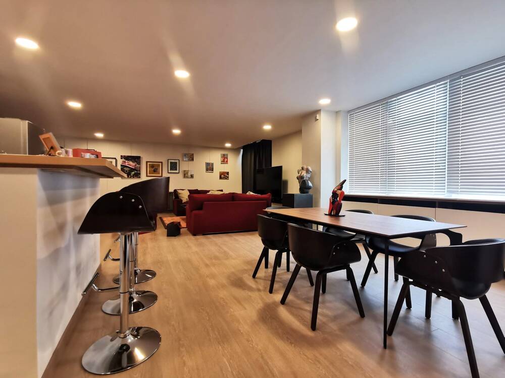 Loft à louer à Molenbeek-Saint-Jean 1080 890.00€ 0 chambres 110.00m² - annonce 501233