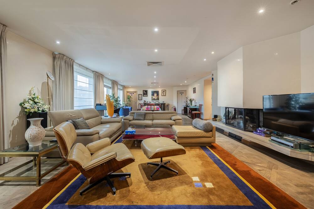 Penthouse te huur in Elsene 1050 3000.00€ 4 slaapkamers 370.00m² - Zoekertje 501471