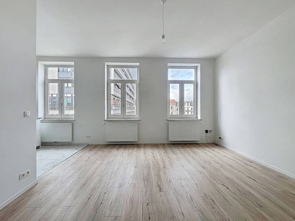 Appartement à à Ixelles 1050 1100.00€ 1 chambres 65.00m² - annonce 500009