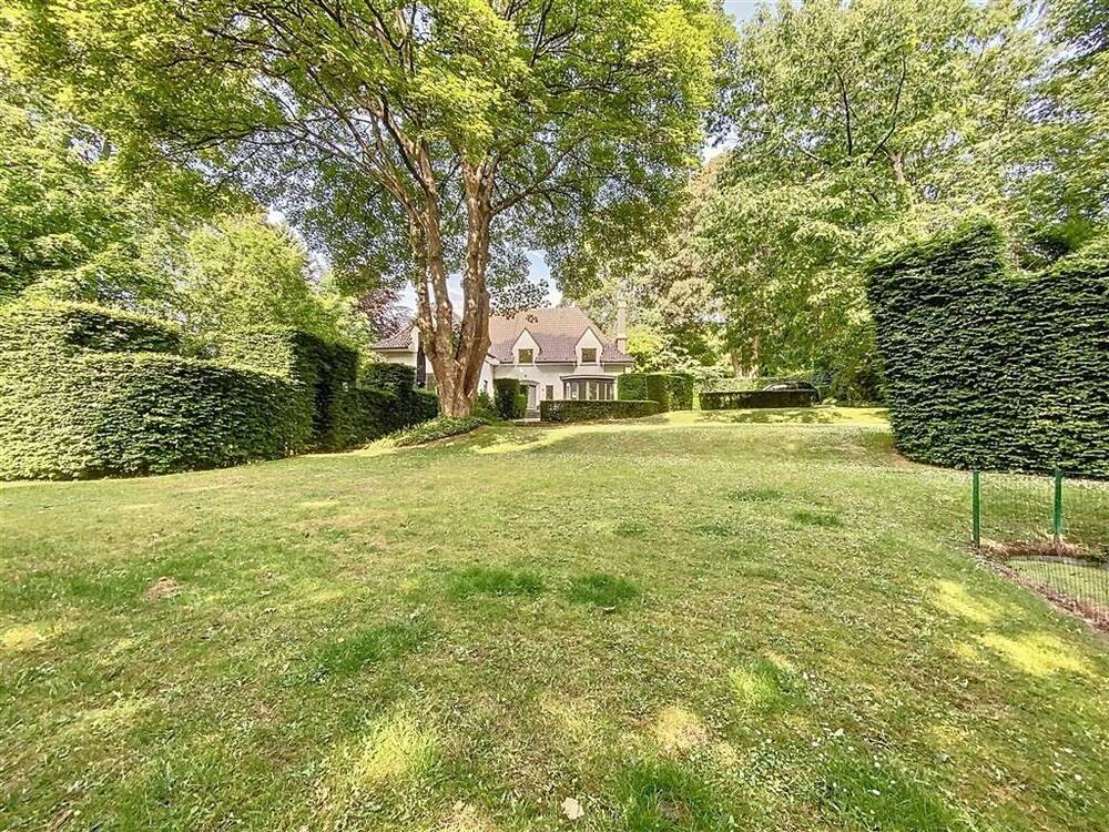 Villa à louer à Uccle 1180 4900.00€ 4 chambres 400.00m² - annonce 500358