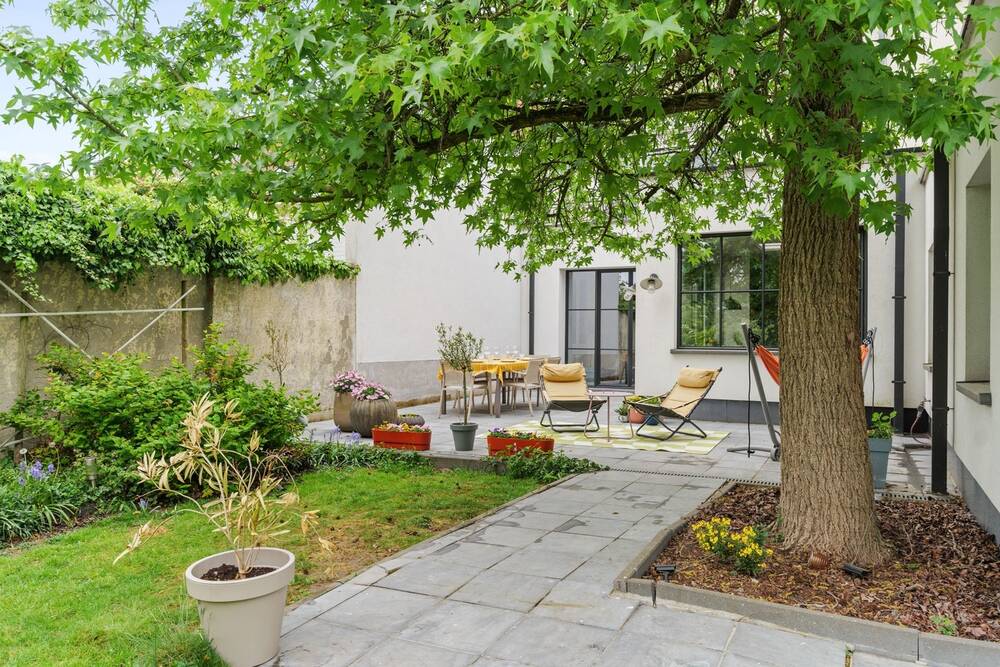 Maison de maître à vendre à Saint-Nicolas 9100 695000.00€ 6 chambres 432.00m² - annonce 499668