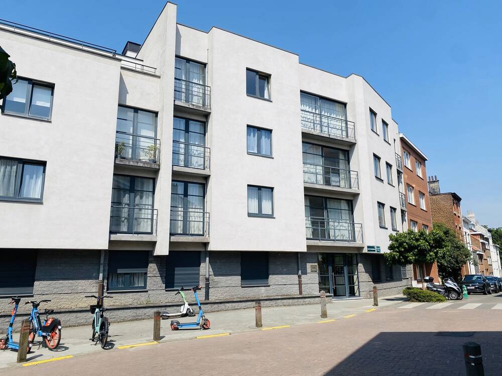 Rez-de-chaussée à vendre à Woluwe-Saint-Pierre 1150 445000.00€ 2 chambres 90.00m² - annonce 500362