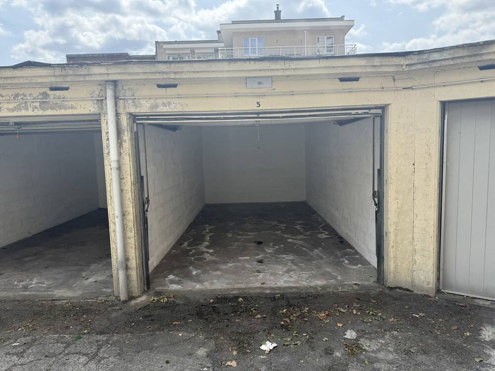 Parking / garage à vendre à Forest 1190 35000.00€ chambres m² - annonce 499538