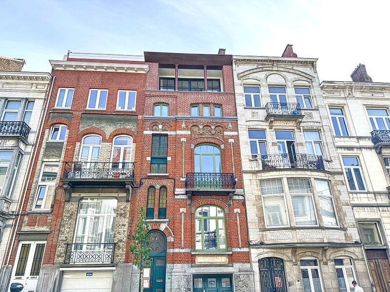 Triplex à louer à Ixelles 1050 3000.00€ 3 chambres 200.00m² - annonce 499096