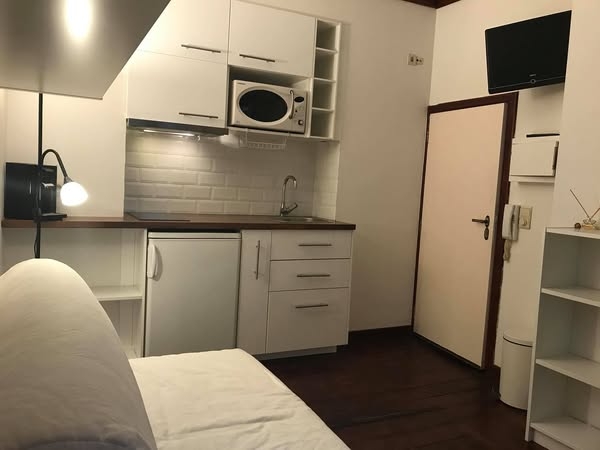 Studio à louer à Ixelles 1050 725.00€ 1 chambres 25.00m² - annonce 499036