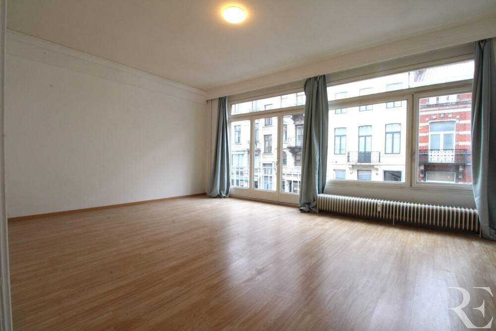 Studio à louer à Bruxelles 1000 850.00€ 0 chambres 37.00m² - annonce 498666