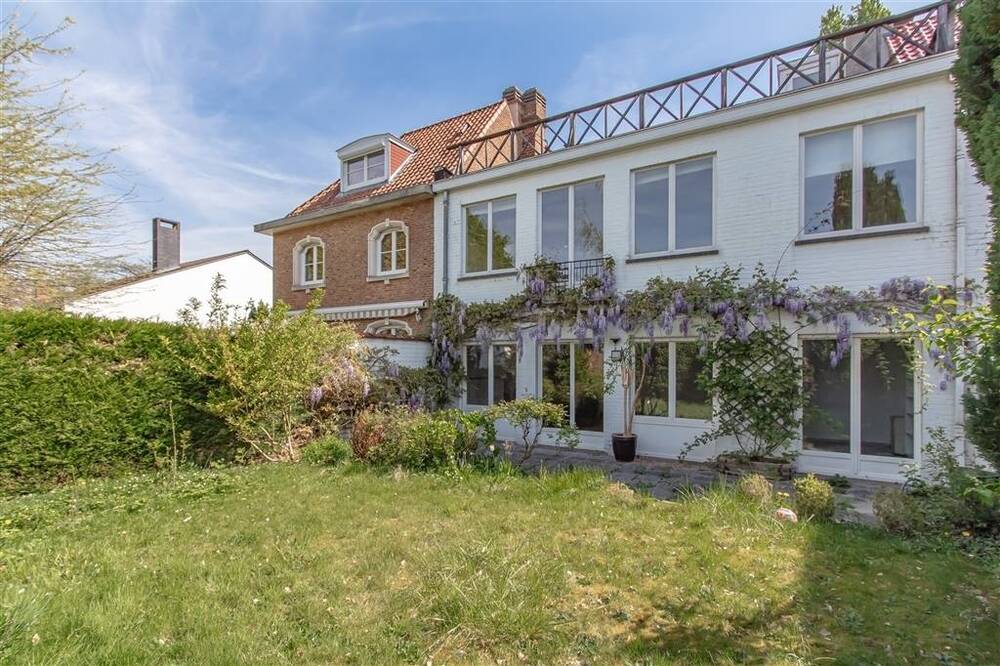 Maison de maître à vendre à Woluwe-Saint-Pierre 1150 1095000.00€ 5 chambres 372.00m² - annonce 498869