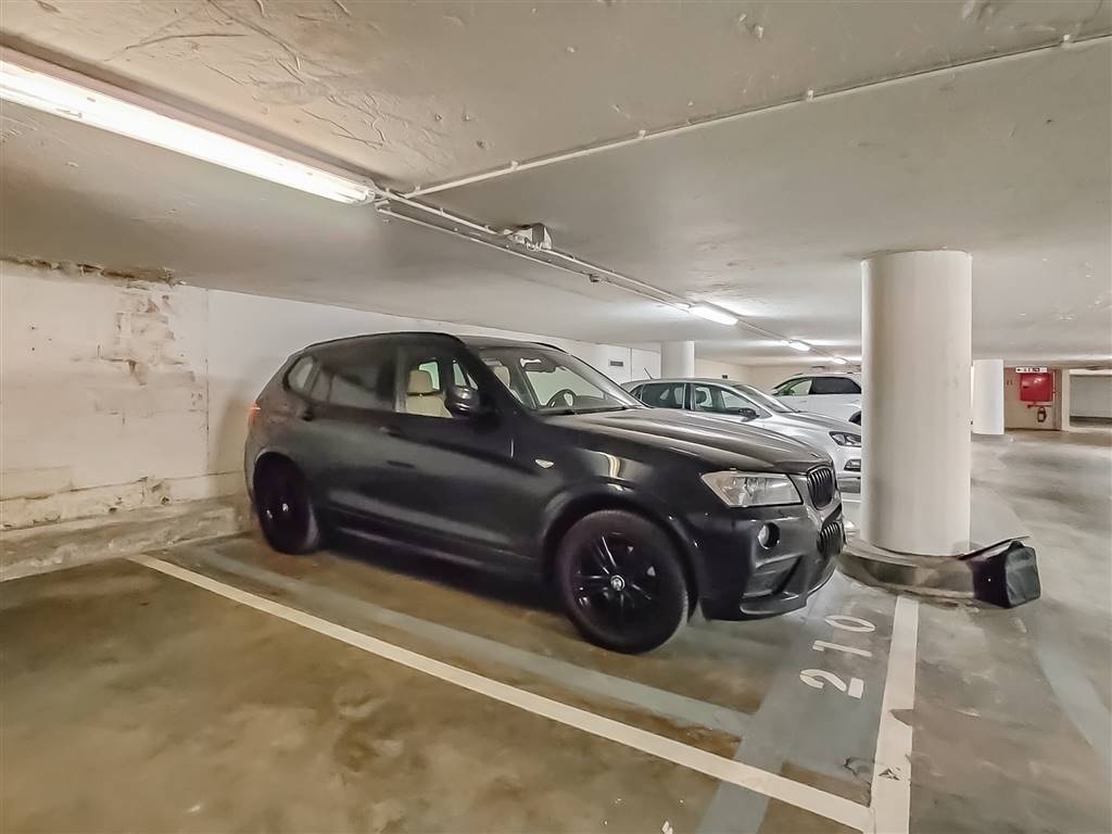 Parking & garage te koop in Brussel 1000 29000.00€ slaapkamers m² - Zoekertje 498893