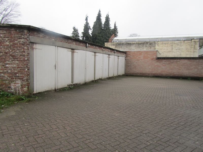 Parking & garage te huur in Sint-Kruis 8310 90.00€ slaapkamers m² - Zoekertje 497590