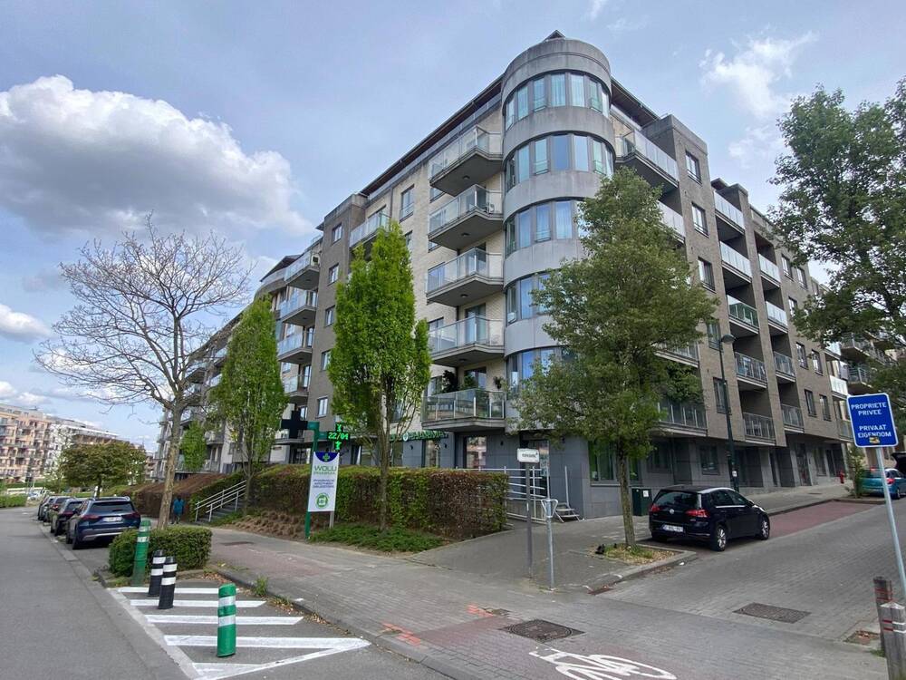 Rez-de-chaussée à vendre à Woluwe-Saint-Lambert 1200 380000.00€ 2 chambres 99.00m² - annonce 498263