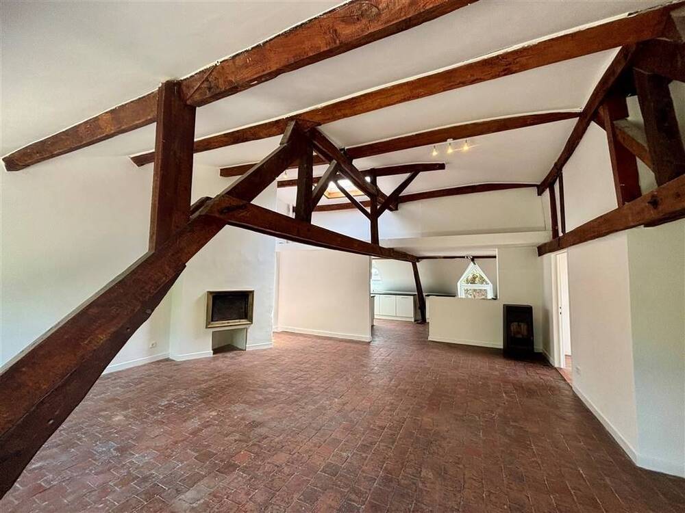 Château à à Chaussée-Notre-Dame-Louvignies 7063 1600.00€ 3 chambres 130.00m² - annonce 497355