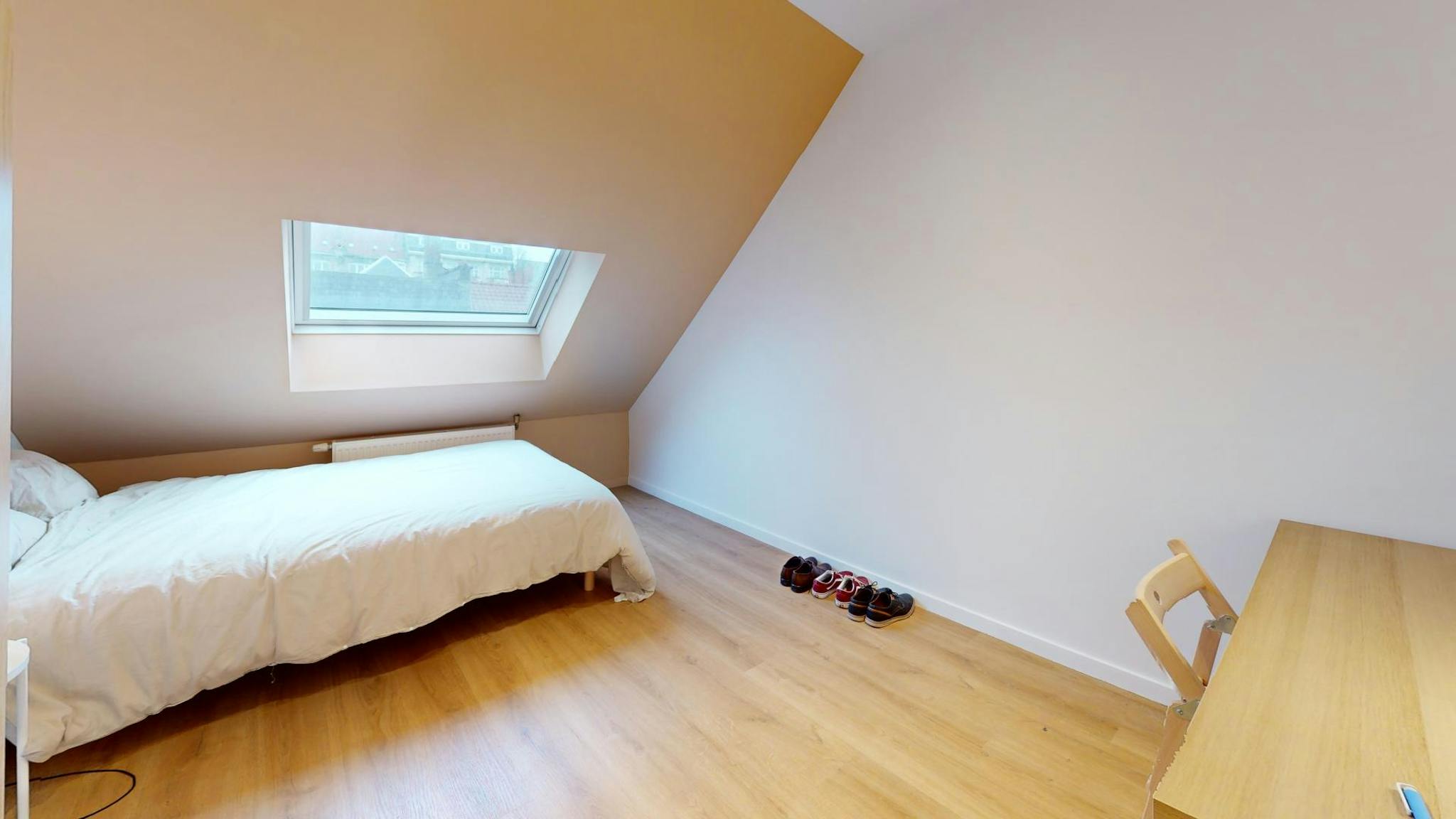 Appartement te huur in Elsene 1050 710.00€ 1 slaapkamers 350.00m² - Zoekertje 519149