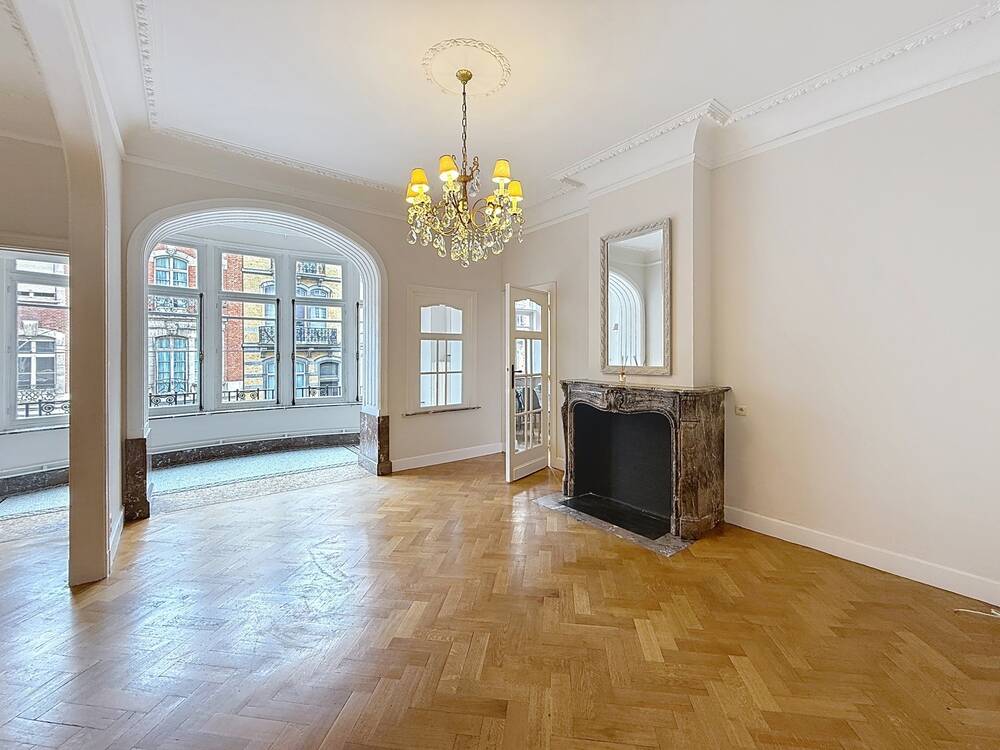Appartement à à Ixelles 1050 2350.00€ 3 chambres 180.00m² - annonce 498377