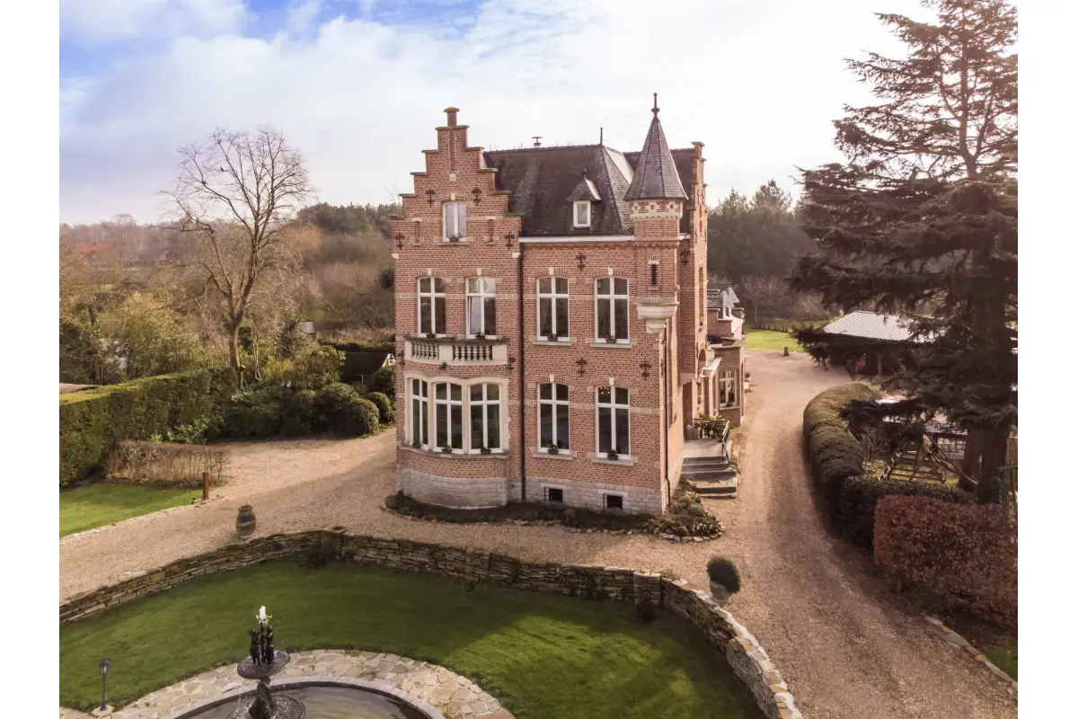 Château à vendre à Wavre-Saint-Catherine 2860 1500000.00€ 8 chambres 660.00m² - annonce 498146