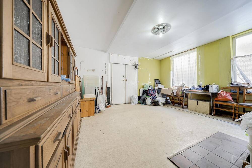 Maison à vendre à Bruxelles 1000 549000.00€ 6 chambres 365.00m² - annonce 498480