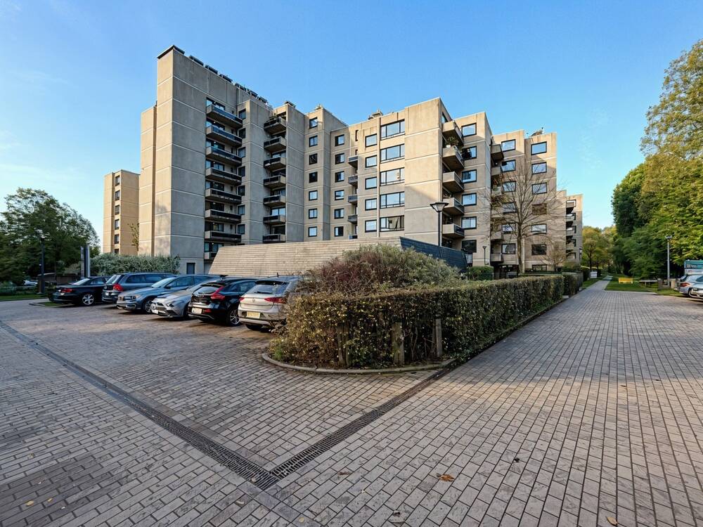 Duplex à vendre à Woluwe-Saint-Lambert 1200 499000.00€ 5 chambres 160.00m² - annonce 497795