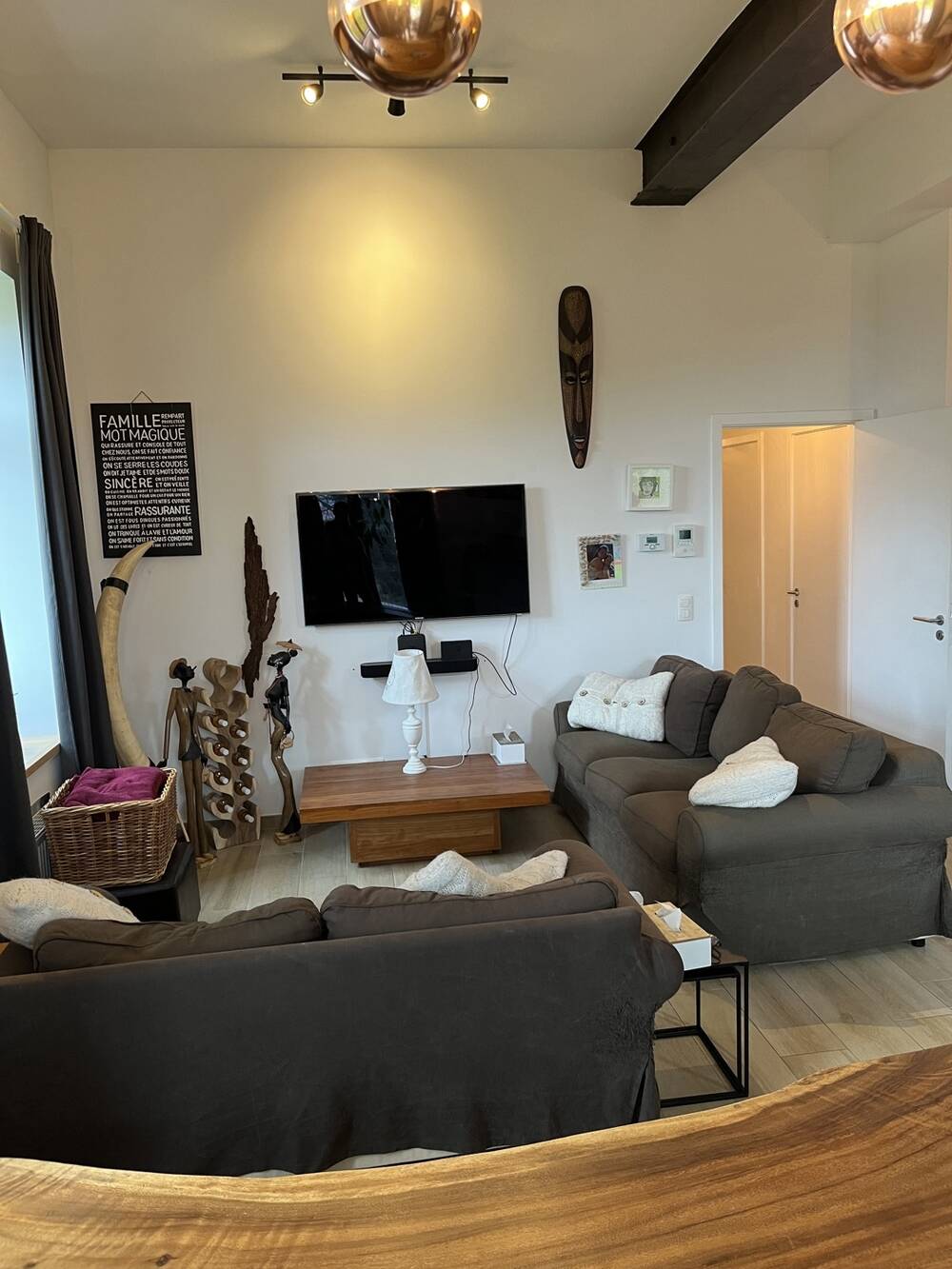 Rez-de-chaussée à louer à Lot 1651 1350.00€ 2 chambres 106.00m² - annonce 497250