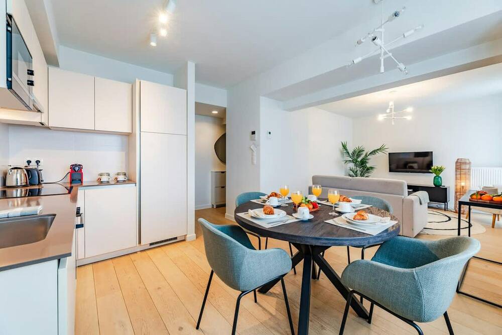 Appartement te  huur in Schaarbeek 1030 3837.00€ 2 slaapkamers 100.00m² - Zoekertje 795008