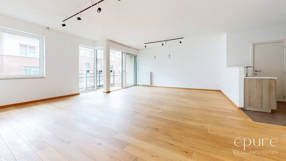 Appartement à louer à Woluwe-Saint-Lambert 1200 1950.00€ 3 chambres 116.00m² - annonce 496242