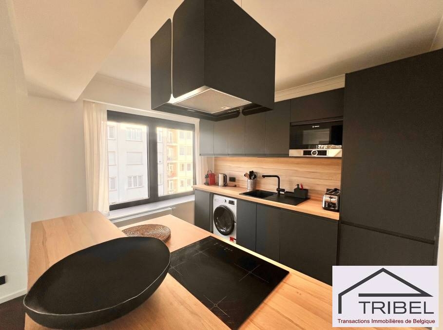 Appartement à louer à Woluwe-Saint-Lambert 1200 1650.00€ 2 chambres 79.00m² - annonce 496562