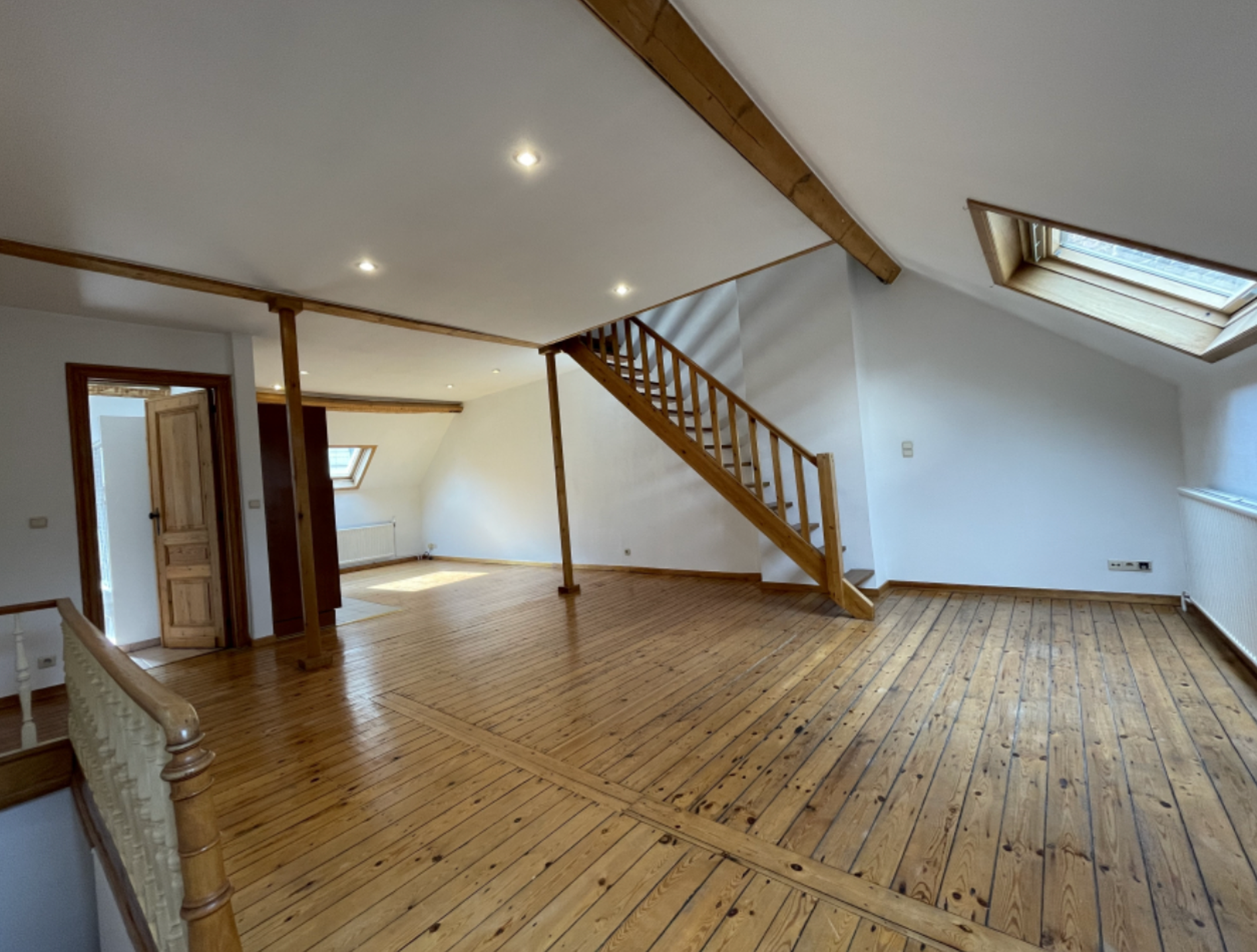 Duplex à louer à Woluwe-Saint-Lambert 1200 1150.00€ 1 chambres 65.00m² - annonce 497108