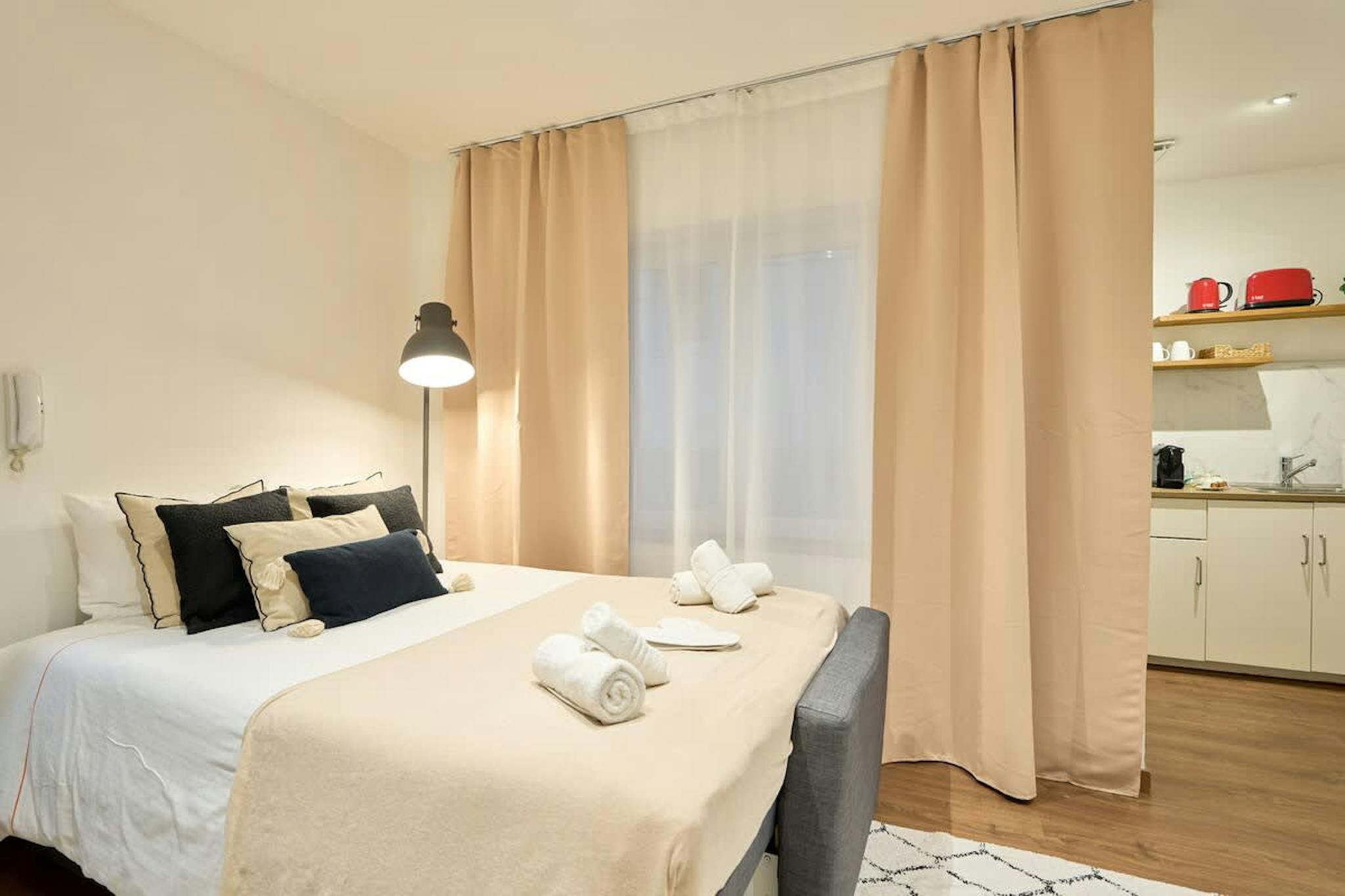 Appartement te  huur in Brussel 1000 1100.00€ 0 slaapkamers 20.00m² - Zoekertje 794993