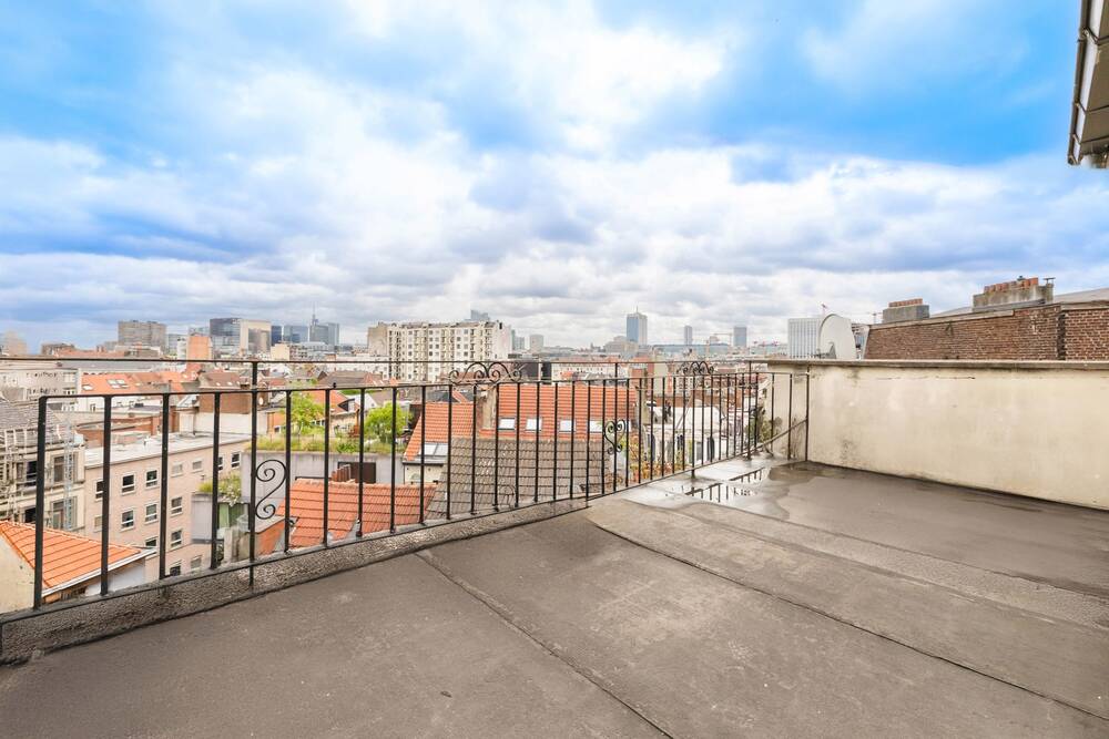 Penthouse à vendre à Bruxelles 1000 250000.00€ 3 chambres 140.00m² - annonce 496994