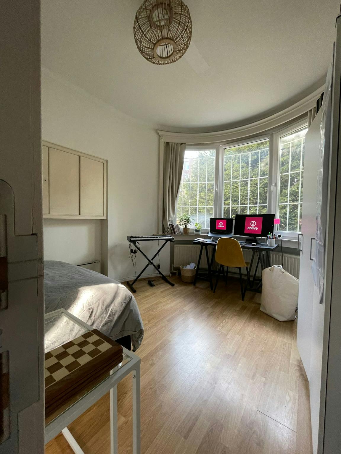 Appartement te huur in Etterbeek 1040 705.00€ 1 slaapkamers 523.00m² - Zoekertje 558606