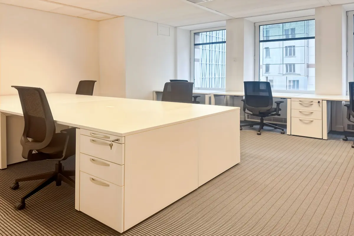 Commerce à louer à Etterbeek 1040 7309.00€ 0 chambres m² - annonce 496507