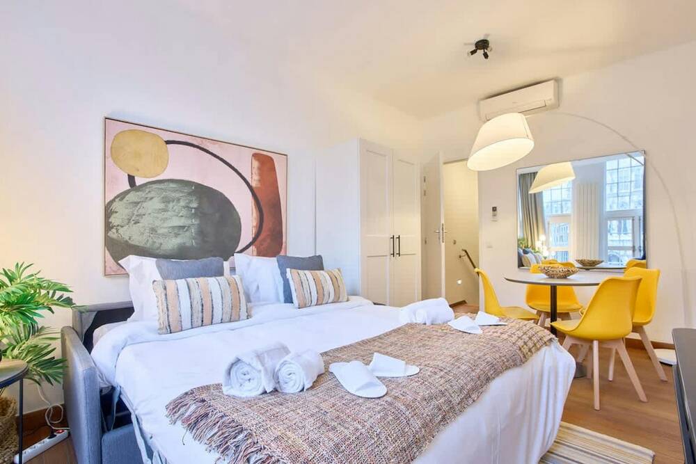 Appartement te  huur in Brussel 1000 1210.00€ 0 slaapkamers 30.00m² - Zoekertje 795013
