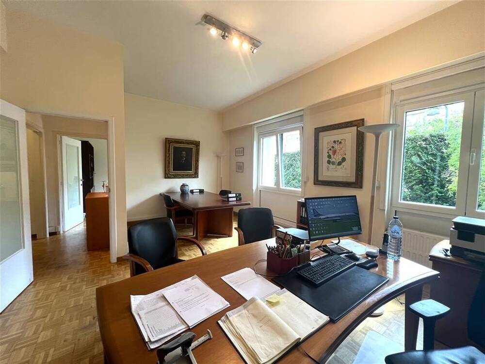 Commerce à vendre à Ixelles 1050 385000.00€ chambres 120.00m² - annonce 496470