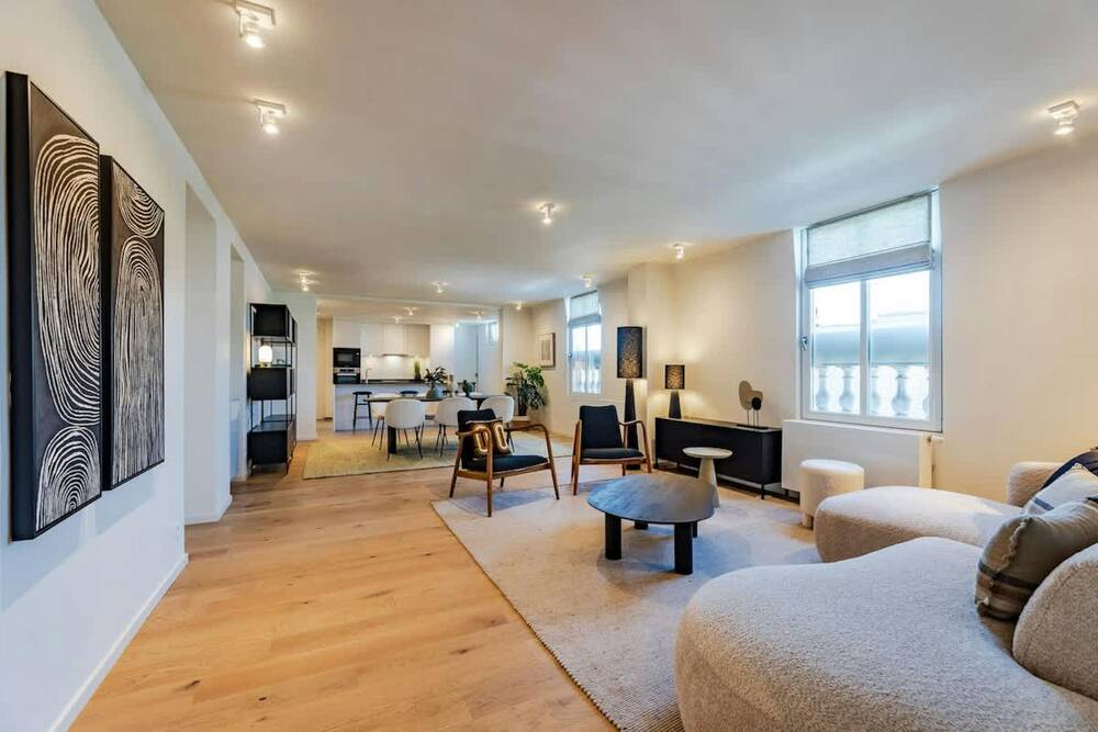 Appartement à louer à Etterbeek 1040 3585.00€ 2 chambres m² - annonce 493780