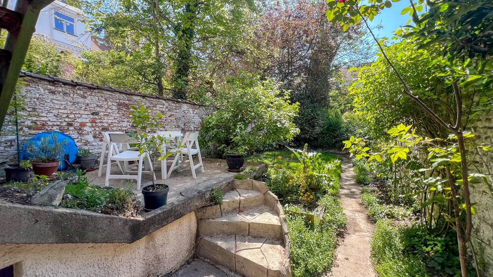 Rez-de-chaussée à vendre à Bruxelles 1000 470000.00€ 2 chambres 170.00m² - annonce 496028