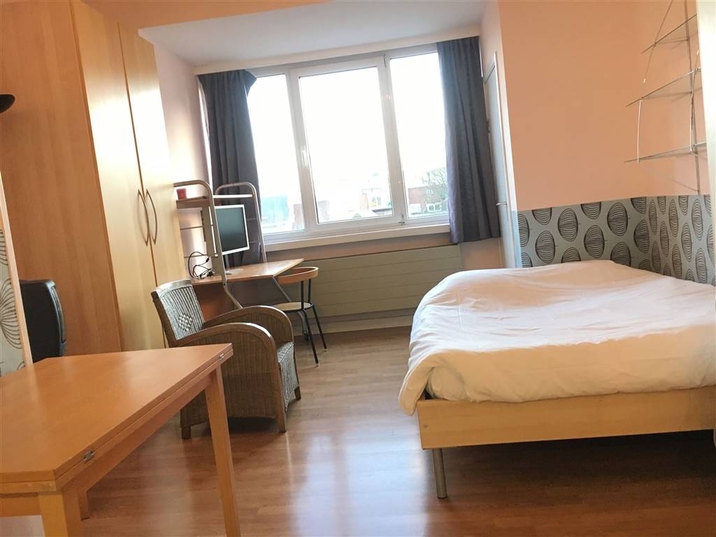 Studio te huur in Etterbeek 1040 730.00€ slaapkamers 20.00m² - Zoekertje 495434