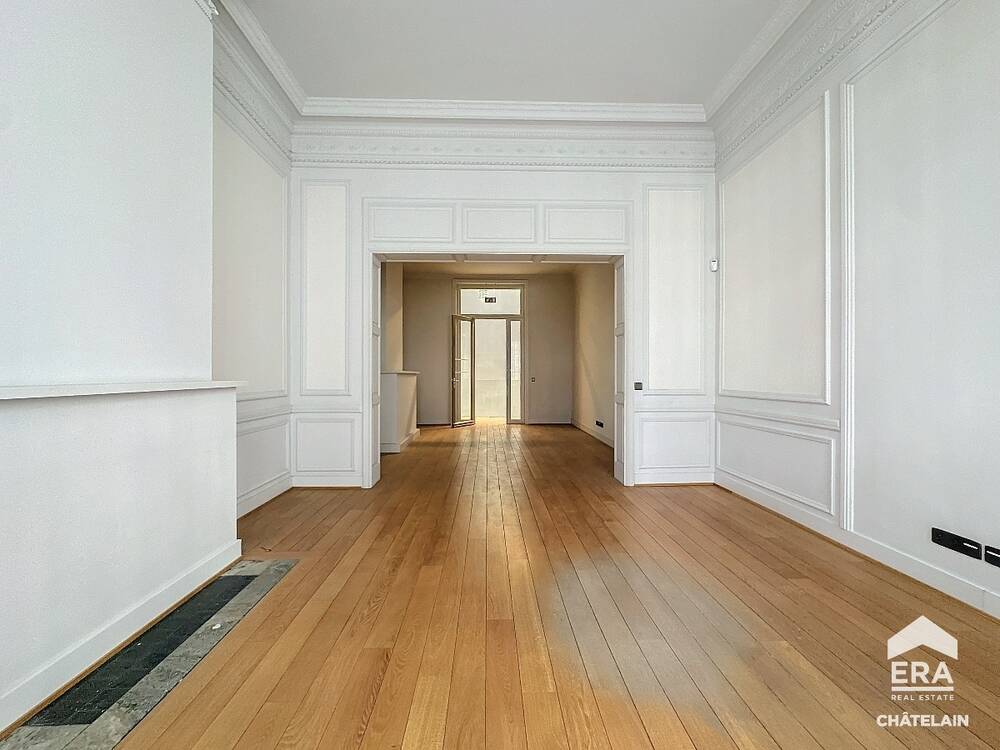 Commerce à louer à Bruxelles 1000 900.00€ 0 chambres 50.00m² - annonce 495424