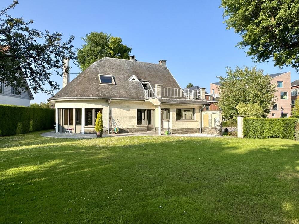 Huis te huur in Sint-Pieters-Woluwe 1150 3500.00€ 5 slaapkamers 208.00m² - Zoekertje 495810