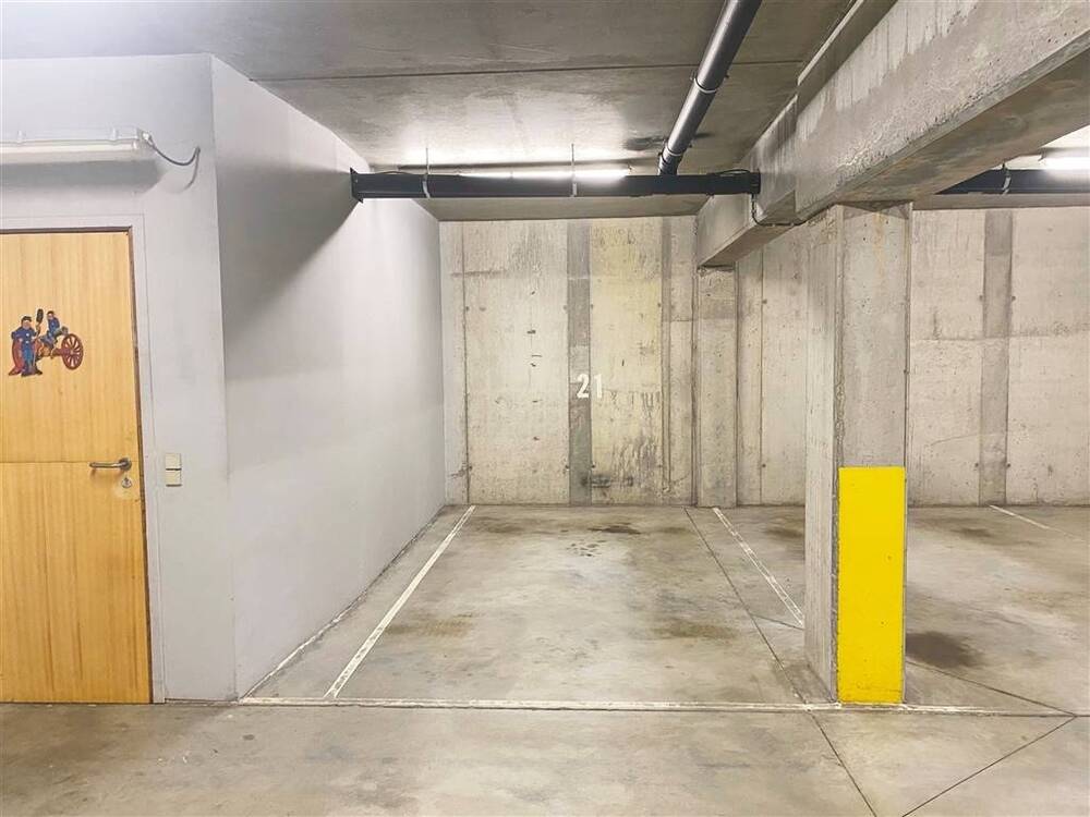 Parking & garage te huur in Andenne 5300 65.00€ slaapkamers m² - Zoekertje 495567