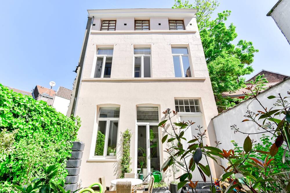Huis te  koop in Sint-Gillis 1060 850000.00€ 4 slaapkamers 288.00m² - Zoekertje 495337