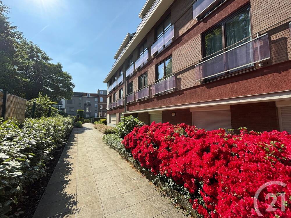 Appartement à vendre à Woluwe-Saint-Pierre 1150 449000.00€ 3 chambres 140.00m² - annonce 494599