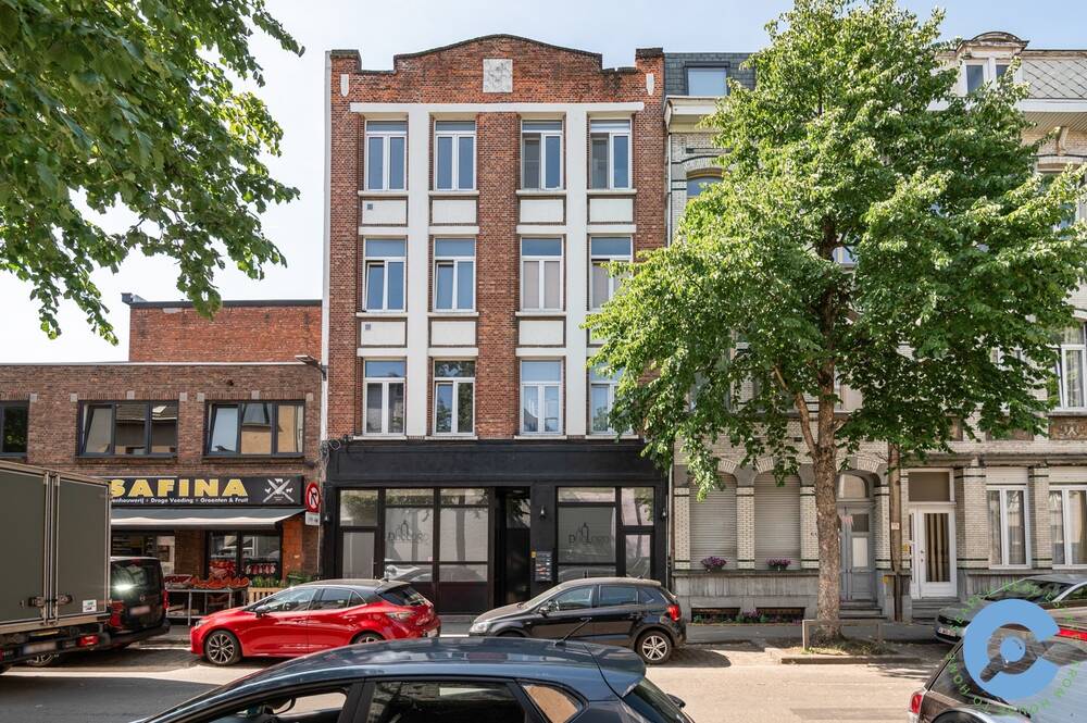 Handelszaak te  koop in Borgerhout 2140 279000.00€  slaapkamers 145.00m² - Zoekertje 493932