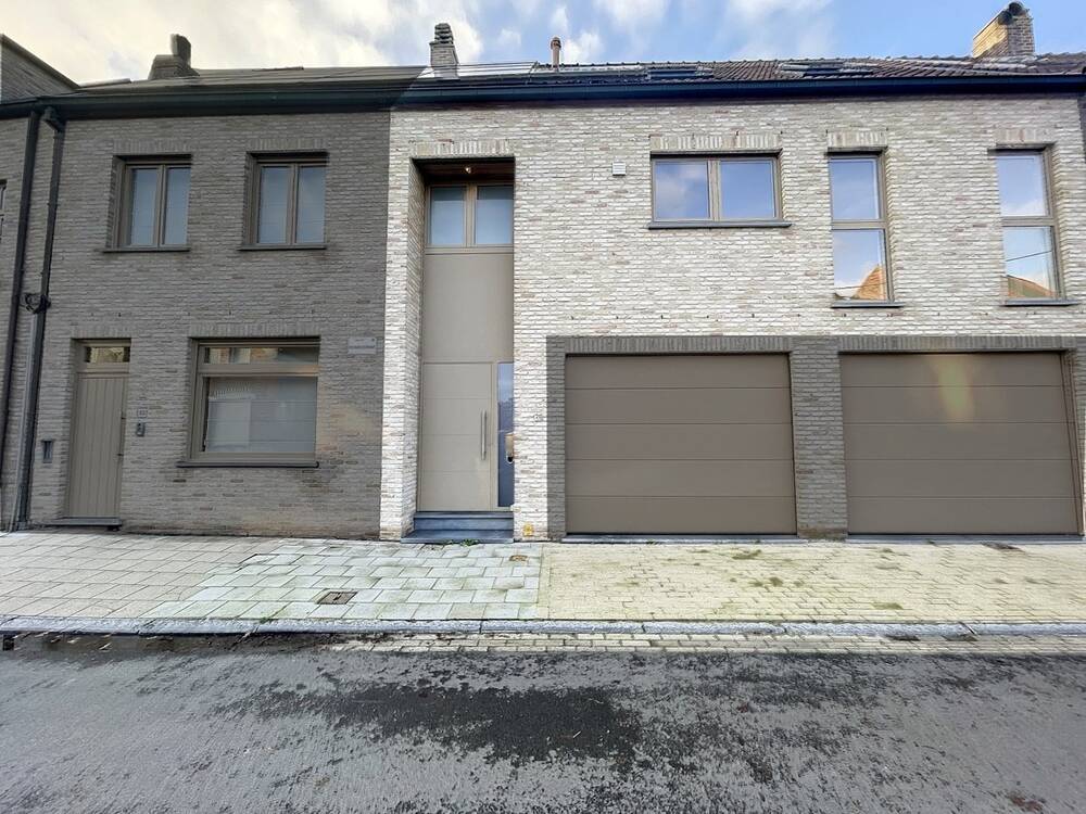 Duplex à louer à Maldegem 9990 800.00€ 3 chambres m² - annonce 493825