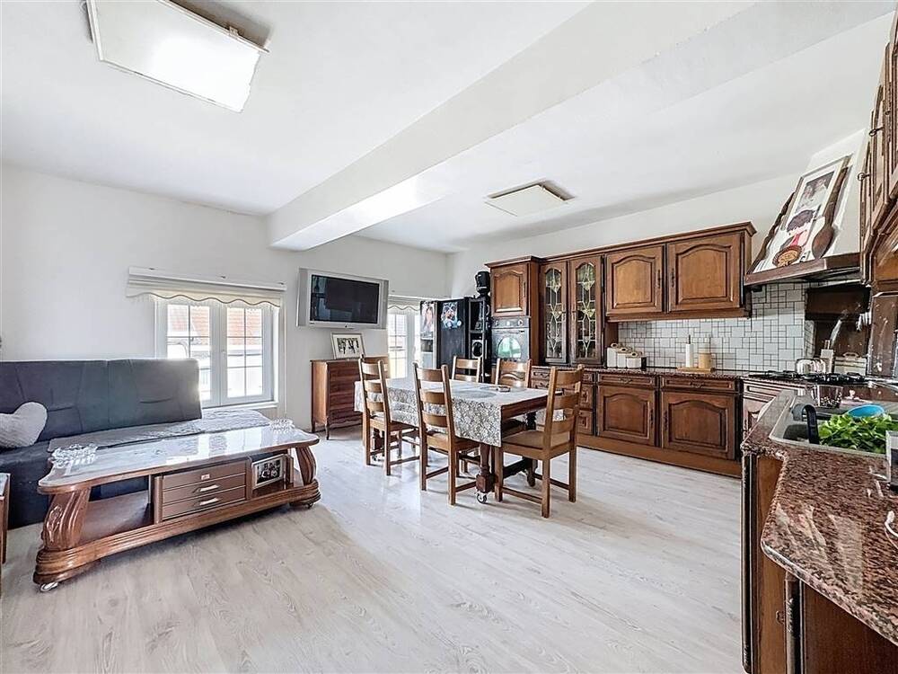 Duplex à vendre à Châtelineau 6200 150000.00€ 4 chambres m² - annonce 494835