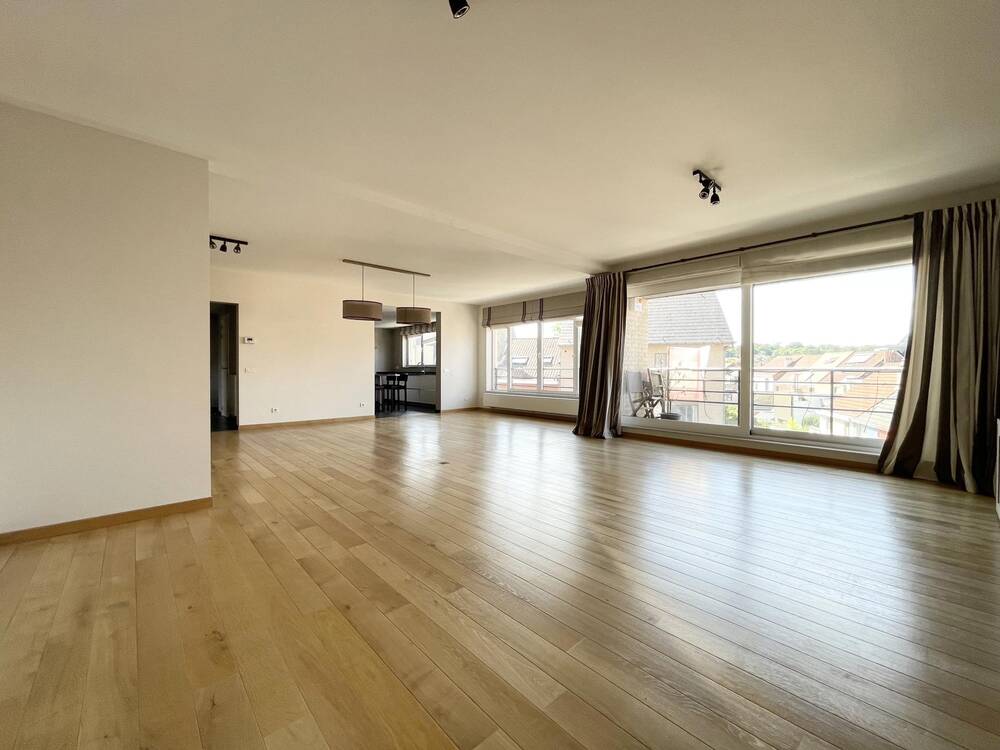 Duplex à louer à Kraainem 1950 3500.00€ 4 chambres 230.00m² - annonce 494809