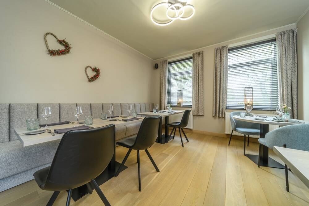 Handelszaak te  koop in Aalter 9880 0.00€ 5 slaapkamers 230.00m² - Zoekertje 493981
