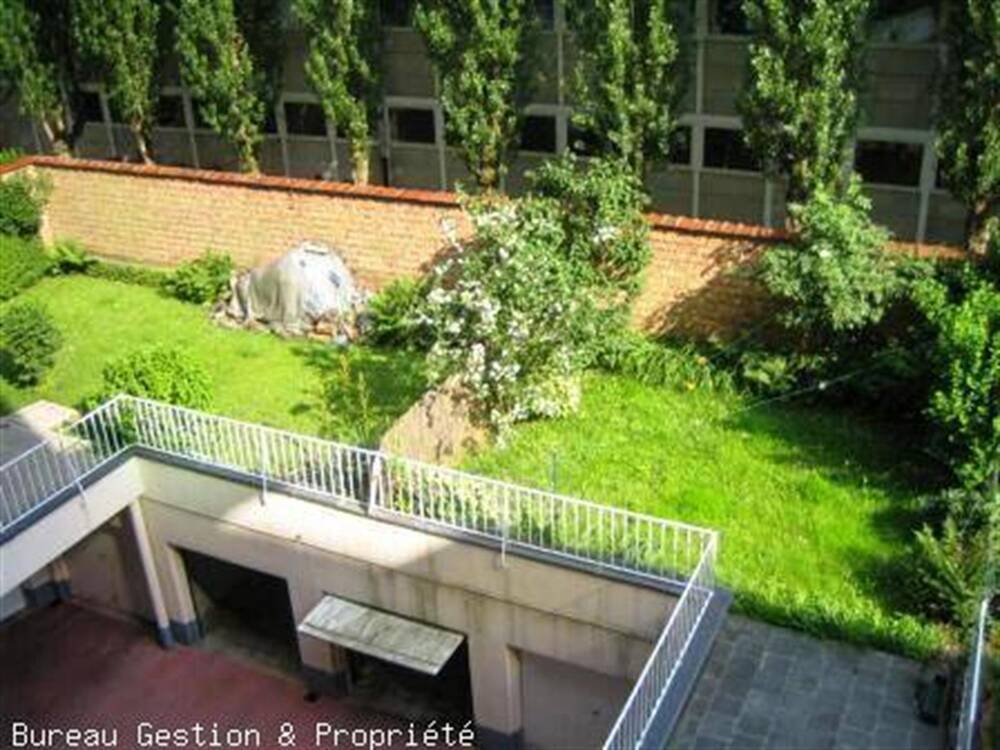 Appartement te  huur in Elsene 1050 1200.00€ 2 slaapkamers 95.00m² - Zoekertje 494740