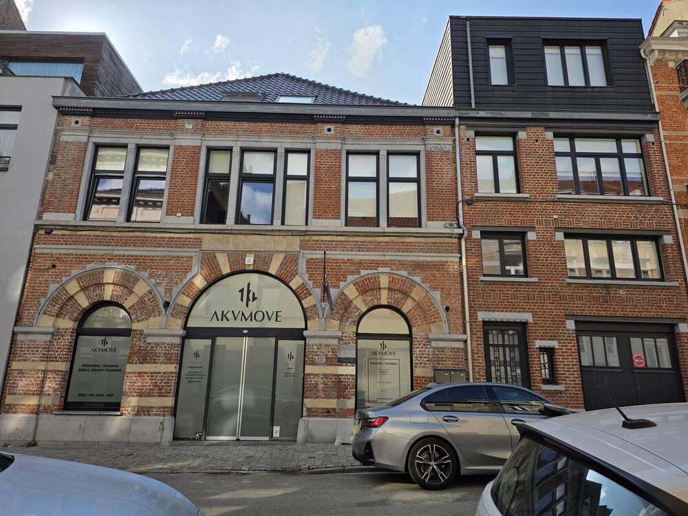 Huis te koop in Etterbeek 1040 2785000.00€ 7 slaapkamers 785.00m² - Zoekertje 494870