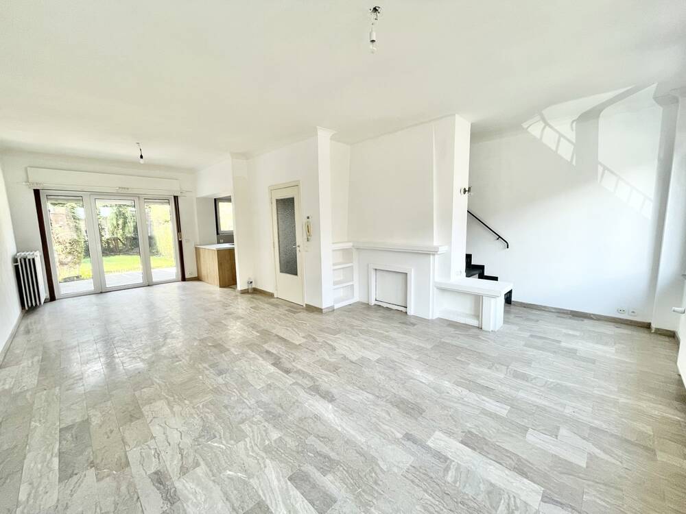 Huis te huur in Sint-Lambrechts-Woluwe 1200 2000.00€ 2 slaapkamers 189.00m² - Zoekertje 494388