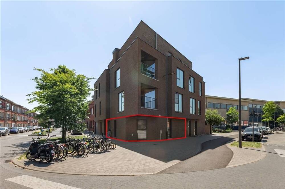 Rez-de-chaussée à vendre à Deurne 2100 210000.00€ 1 chambres 52.00m² - annonce 494582