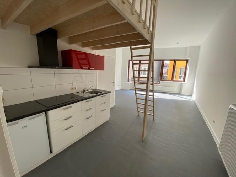 Studio te huur in Antwerpen 2060 650.00€ 1 slaapkamers m² - Zoekertje 493894
