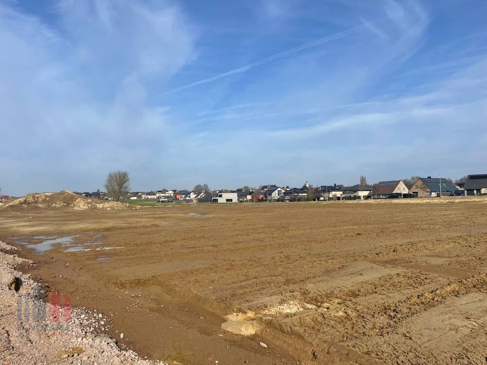 Handelszaak te  koop in Tielt 8700 644670.00€  slaapkamers 2223.00m² - Zoekertje 493998